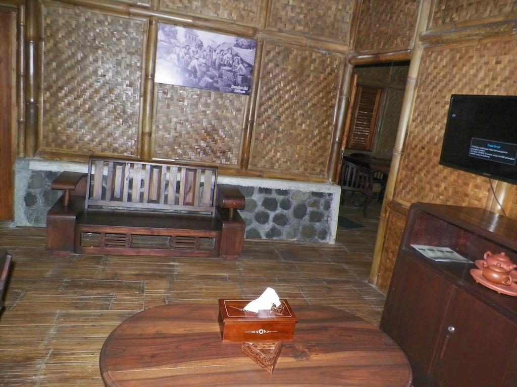 Villa Kampung Karuhun Sutan Raja Bandung Chambre photo